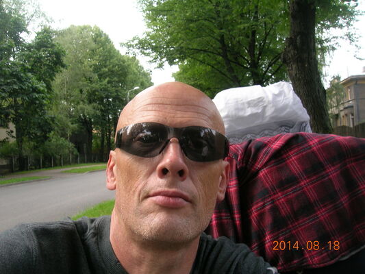  ,   Modris, 58 ,   