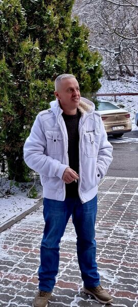  ,   Oleg, 49 ,   ,   