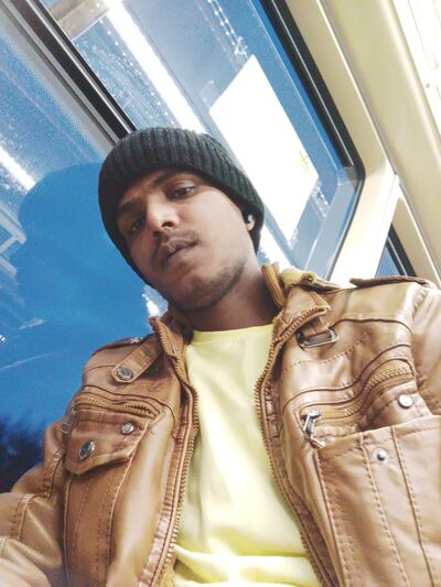  ,   Vikram, 27 ,   ,   