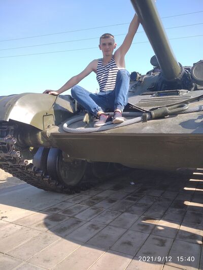  ,   Sasha, 36 ,   ,   