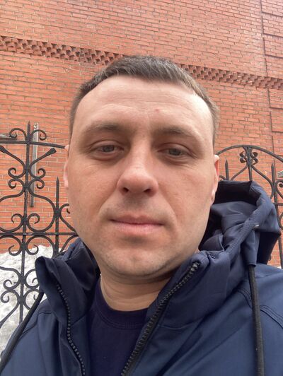  ,   Pavel, 35 ,   