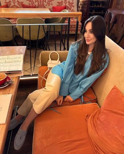  Frankfurt am Main,   , 27 ,   ,   