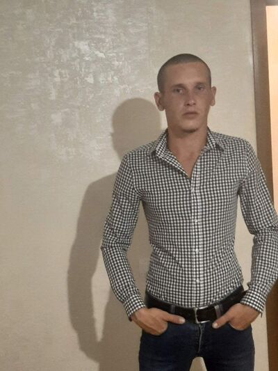  ,   Sergei, 27 ,   ,   , c 