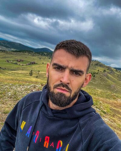  -,   , 39 ,   