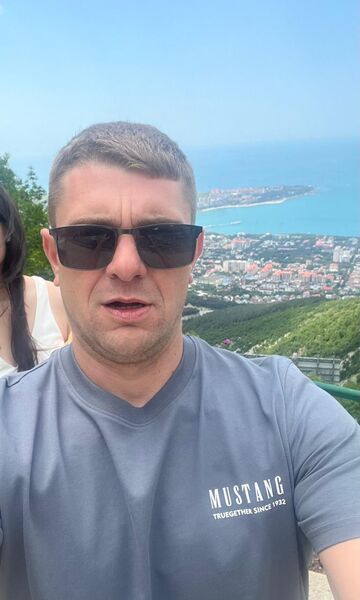  ,   Dmitry, 32 ,   ,   