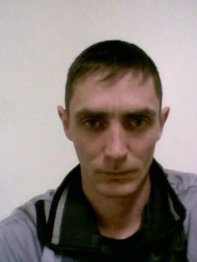  ,   Viktor, 40 ,   ,   