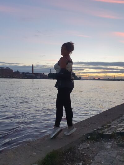  -,   , 33 ,     , c 