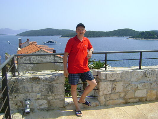  ,   Sergei, 42 ,   , 