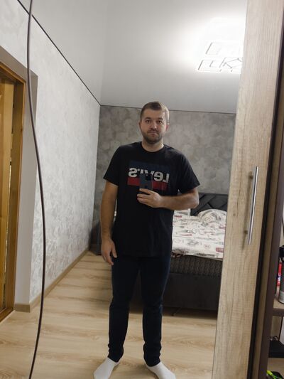  ,   Mihai, 27 ,   ,   , c , 
