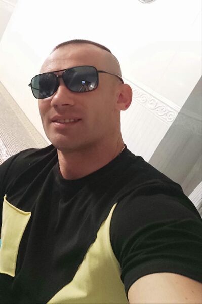  ,   Niko, 41 ,   ,   