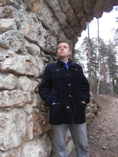  ,   Darkwoods, 44 ,   ,   , c 