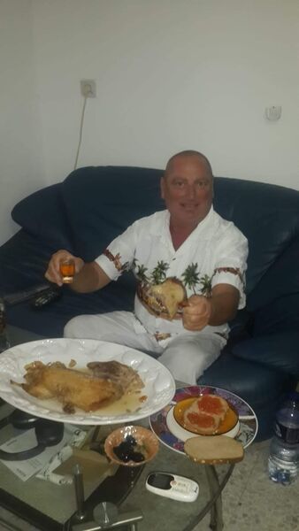 Ashqelon,   Vladimir, 69 ,     , c 