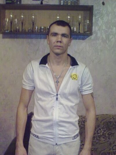  ,   Konstantin, 36 ,   