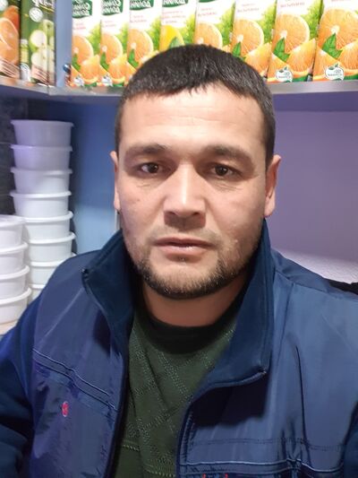  ,   Ali, 46 ,   ,   
