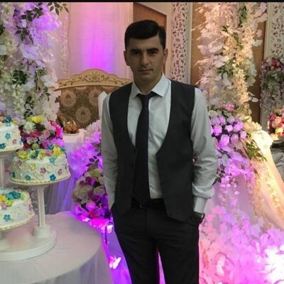  -,   Anton, 25 ,   ,   