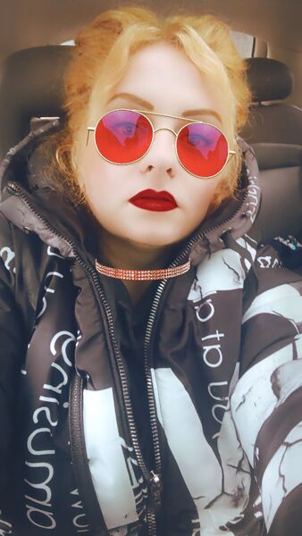  ,   Jekaterina, 37 ,   c , 