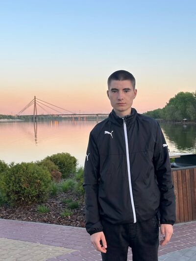  ,   Sergii, 20 ,   ,   