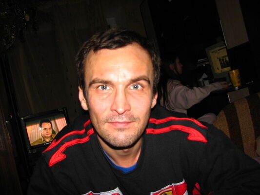  ,   Oleg, 44 ,  