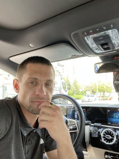  Holon,   , 33 ,   
