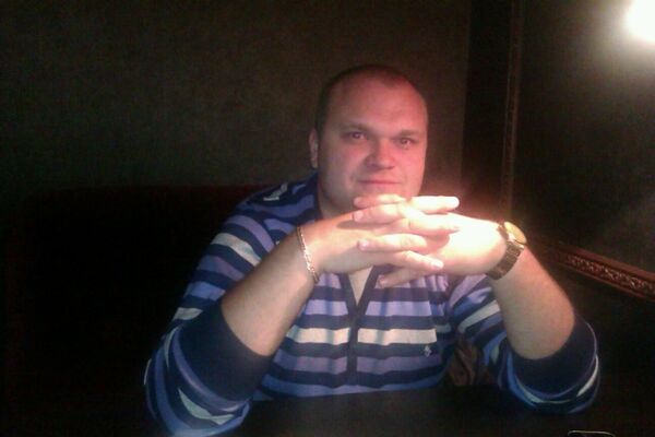 ,   Alex01, 39 ,  