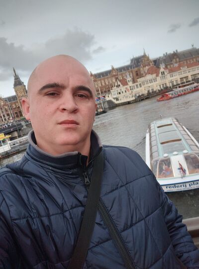  Leiden,   , 35 ,   ,   , c 