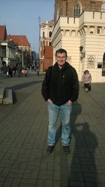  ,   Nikola, 44 ,     , c 
