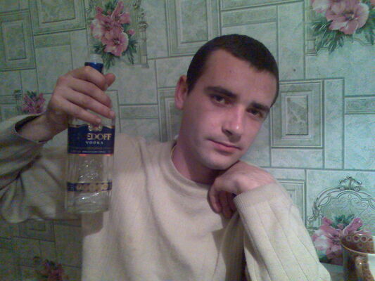 ,   Edik, 39 ,   