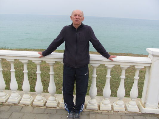  ,   Wiktor, 67 ,   ,   , c 