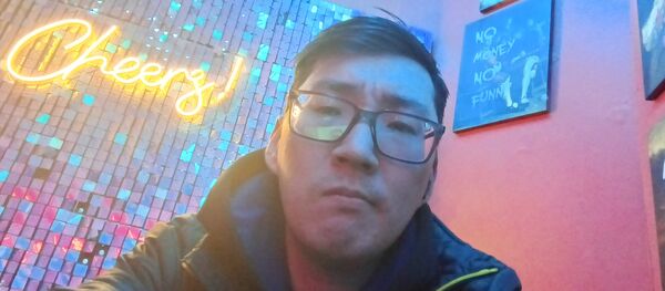  ,   Viktor, 35 ,   ,   , c 