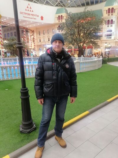  ,   Maks, 52 ,     , 