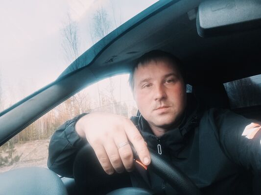  ,   Ilya, 31 ,   ,   , c , 