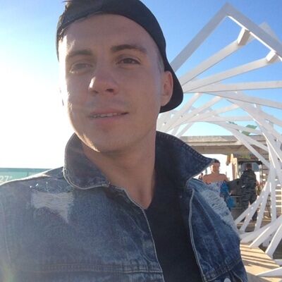  ,   Maksim, 35 ,   ,   
