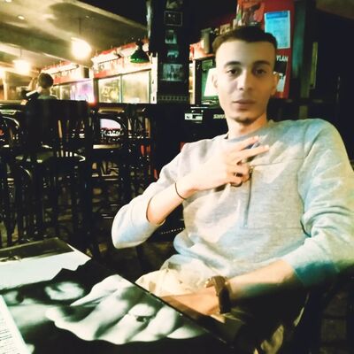 ,   Oussama, 27 ,   ,   
