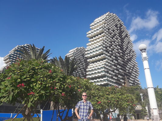  ,   Oleg, 51 ,   ,   , c 