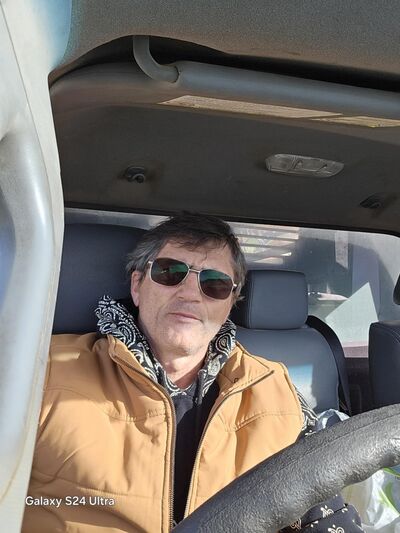  ,   Ihor, 56 ,   c 
