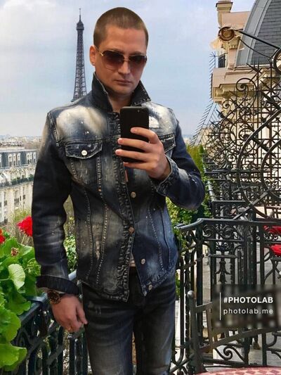  ,   Maksim, 46 ,   ,   