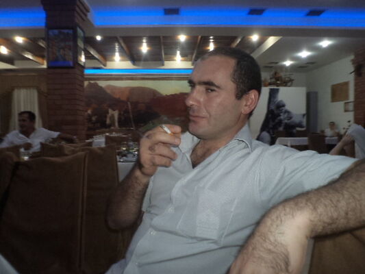  ,   Jorj, 38 ,  