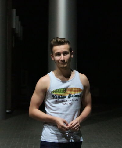  ,   Kirill, 31 ,  