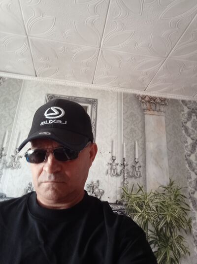  ,   Viktor, 50 ,   ,   