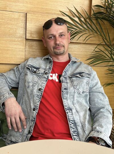  Szczecin Pogodno,   Viktor, 38 ,   ,   