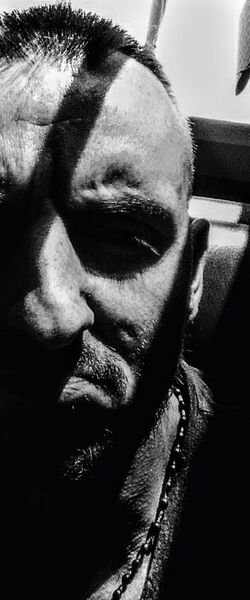  ,   Arturs, 44 ,   ,   , c , 
