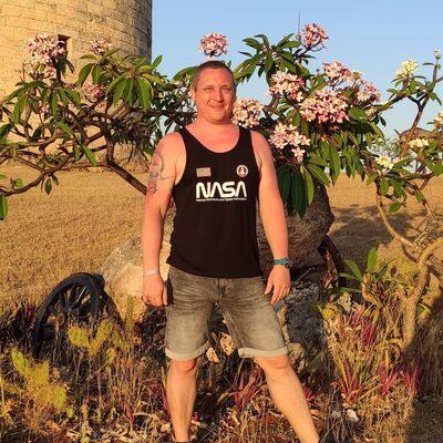  ,   Sergey, 40 ,   , 
