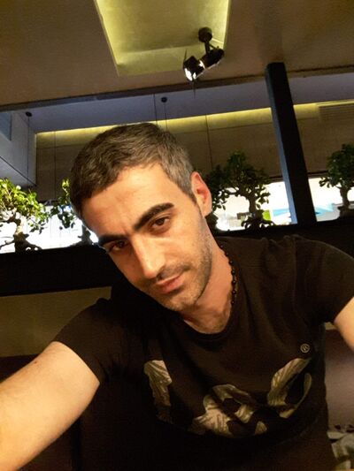  ,   Raf, 44 ,   ,   