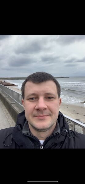  ,   Maks, 37 ,   ,   