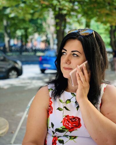 Praha,   Iryna, 50 ,     , c 
