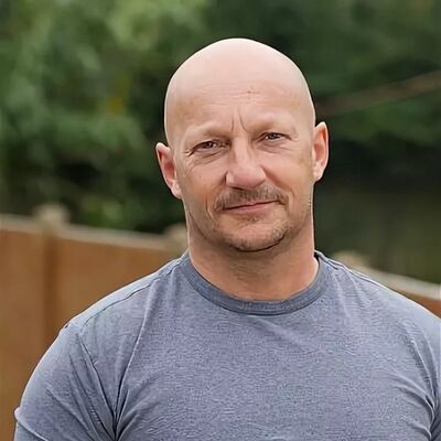  ,   Serj, 49 ,   ,   