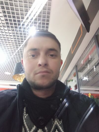  ,   Constantin, 29 ,   ,   