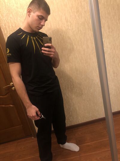  -,   Vlad, 21 ,   ,   