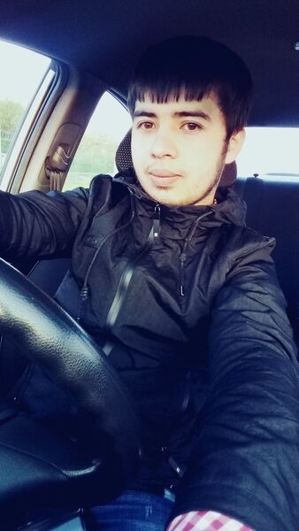  ,   Ali, 30 ,   
