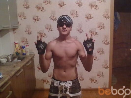  ,   Bahtiyar, 32 ,   